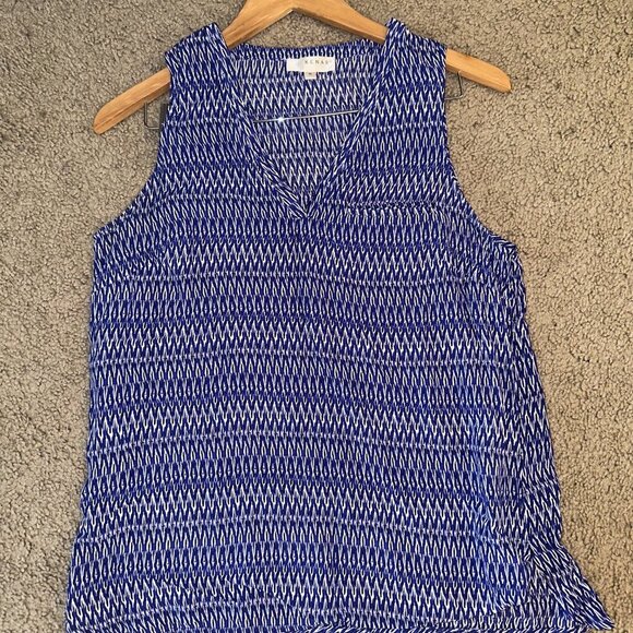 Kenar Blue Print Tank Top V-neck Sleeveless Blouse Size Medium - Picture 1 of 5